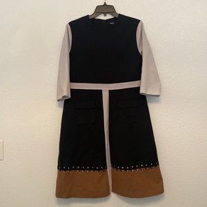 WEEKEND Color Block Pocket Dress